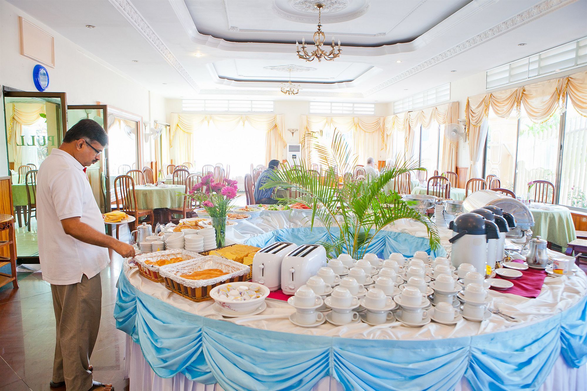 Golden Sand Hotel Σίχανουκβιλ Ανέσεις φωτογραφία